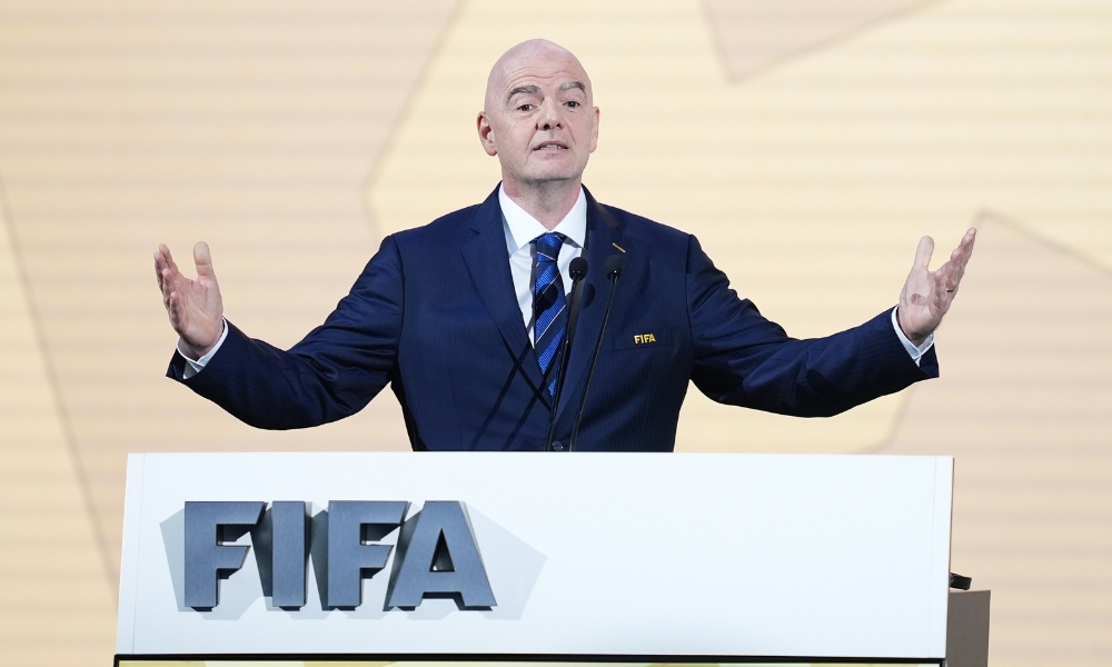 类比他们此